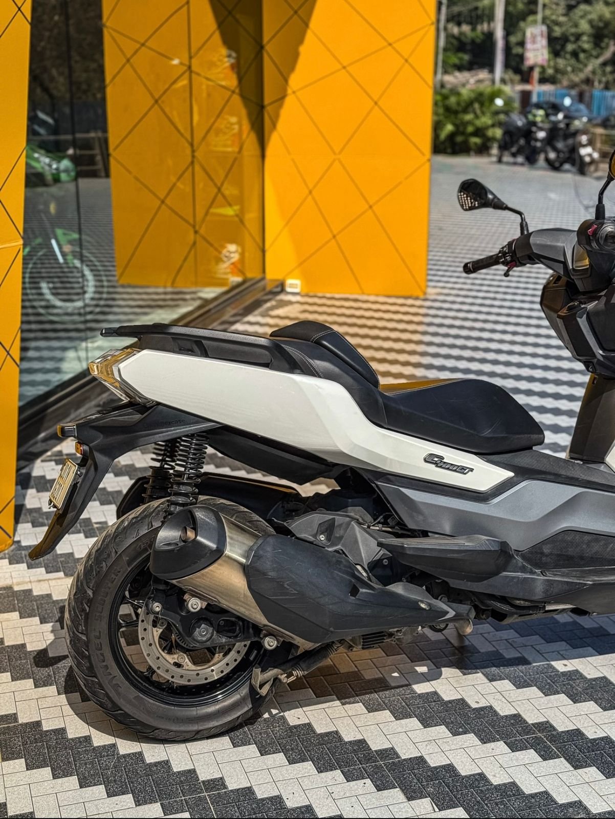 BMW C400GT