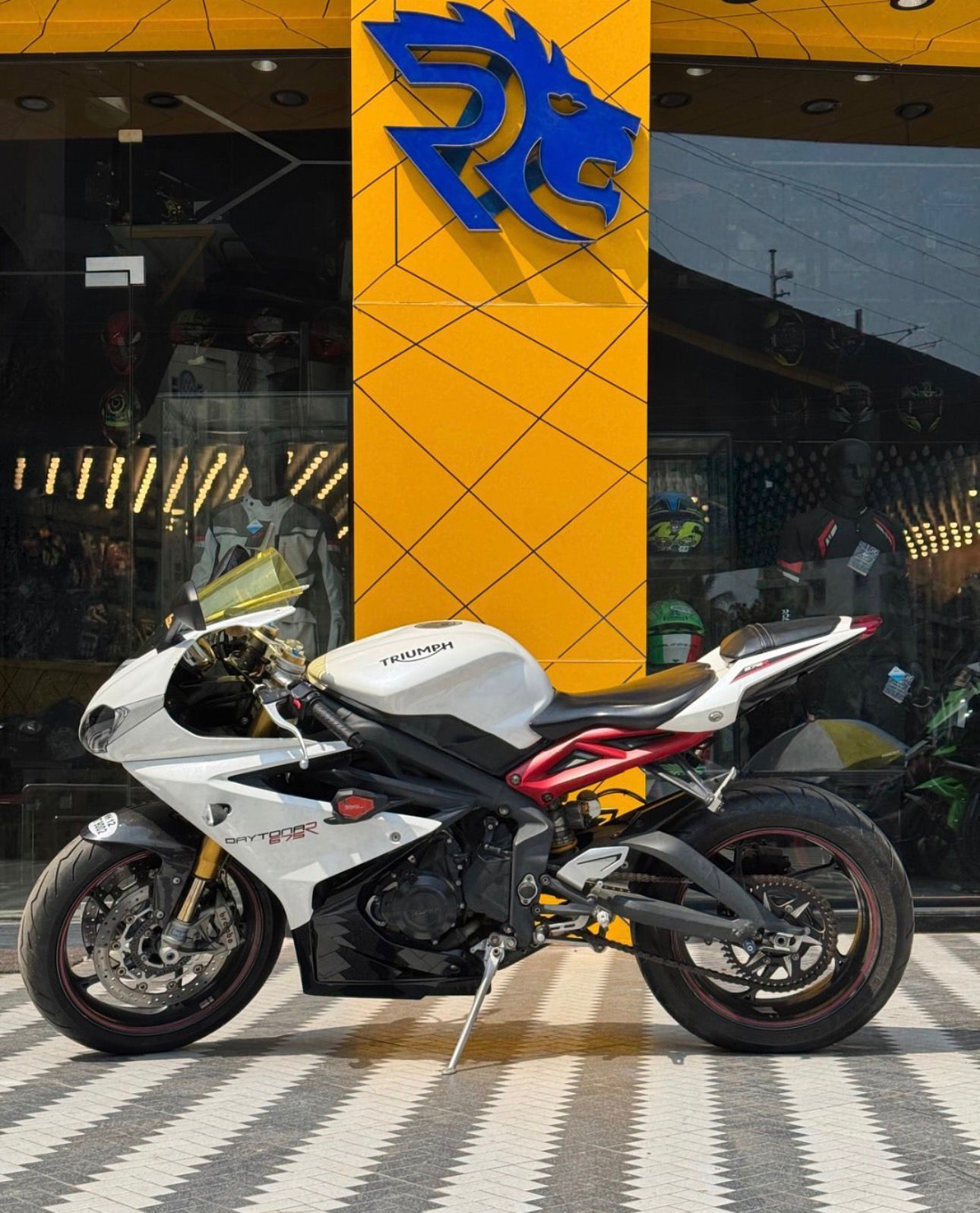 Triumph Daytona 675R