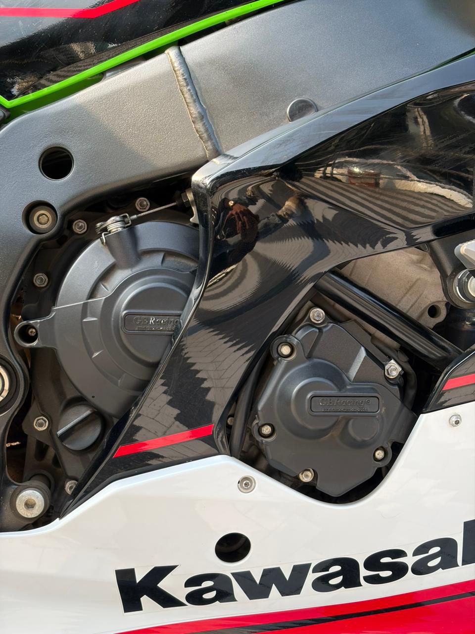 KAWASAKI ZX10R
