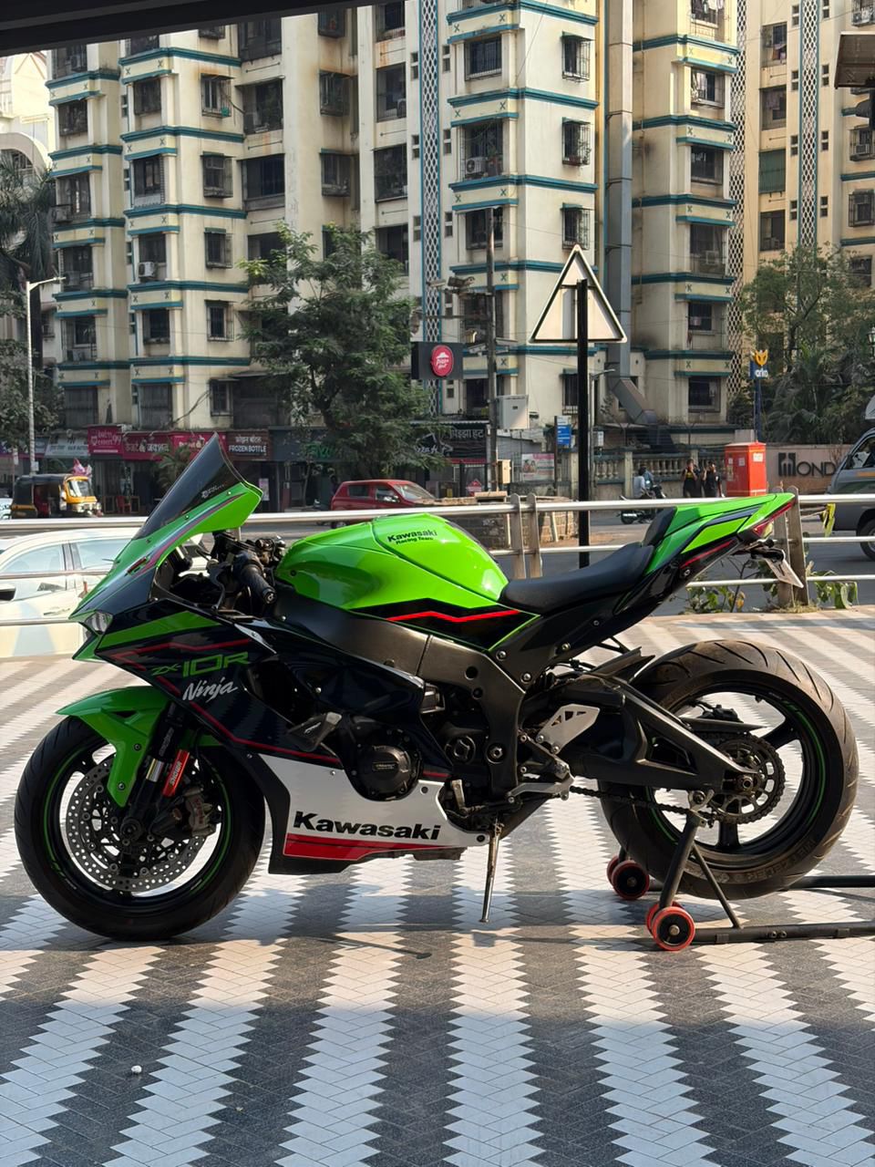 KAWASAKI ZX10R
