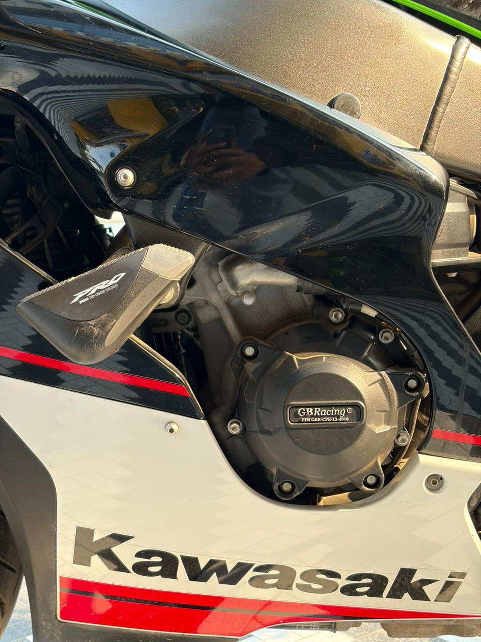 KAWASAKI ZX10R