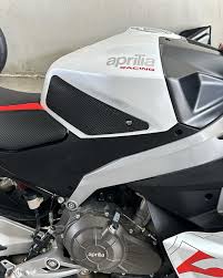 Grip On Tank Grip For Aprillia Rs 457