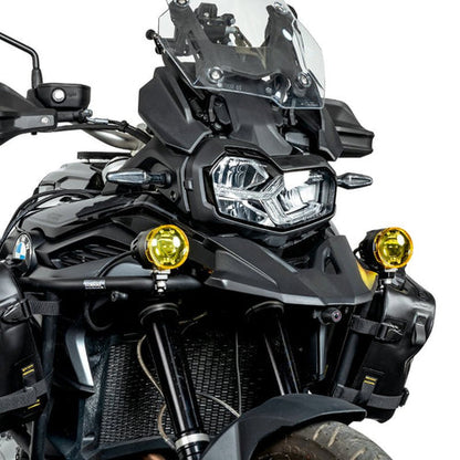 L7S Motorcycle Auxiliary Lights – 15000LM High/Low Beam Driving Fog Lamps, 3 Warning Modes, IP68 Waterproof, CNC Alloy Housing, Fits 22–28mm Bars (Pair)