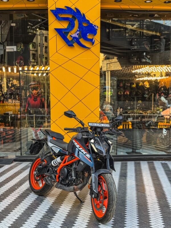 KTM DUKE 390 2024 MODEL - Image 2