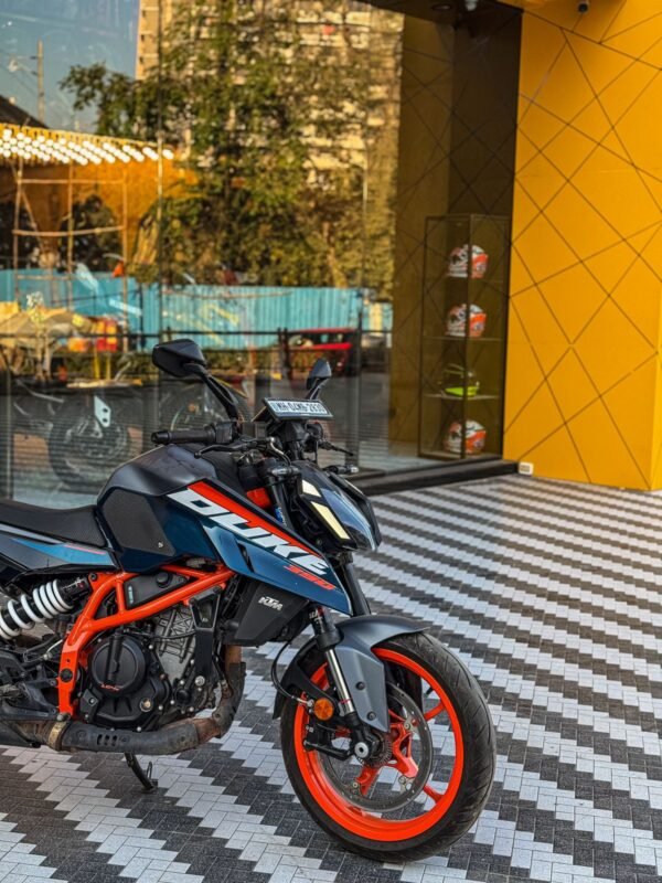 KTM DUKE 390 2024 MODEL - Image 3