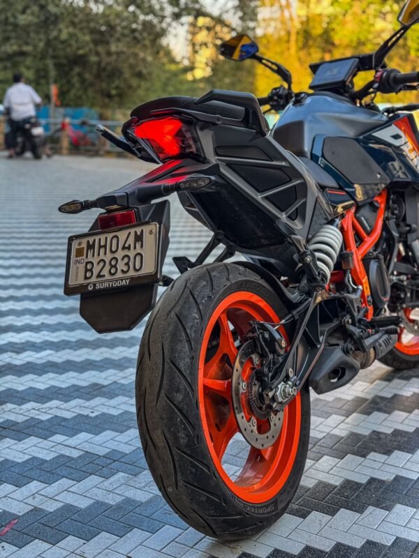 KTM DUKE 390 2024 MODEL - Image 8