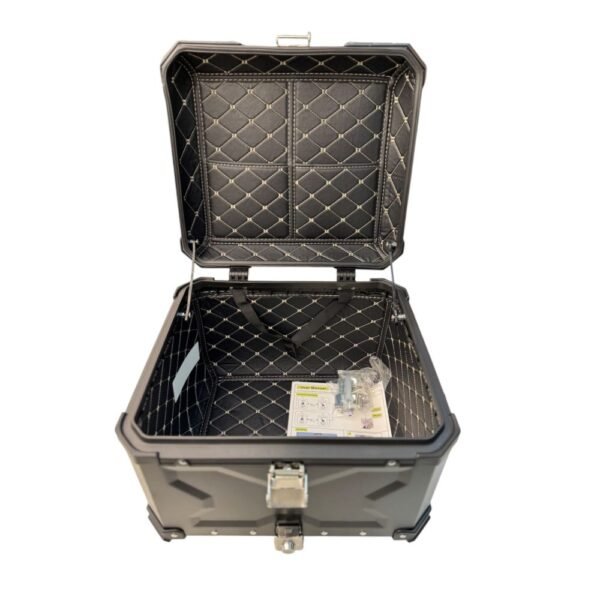 ALIMINIUM TOP BOX 45L BLACK - Image 6