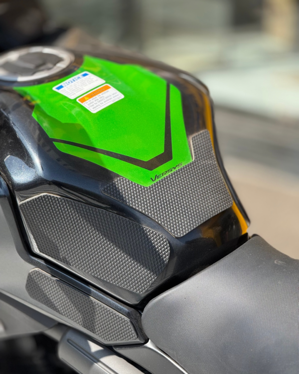 KAWASAKI VERSYS 650 - Image 12