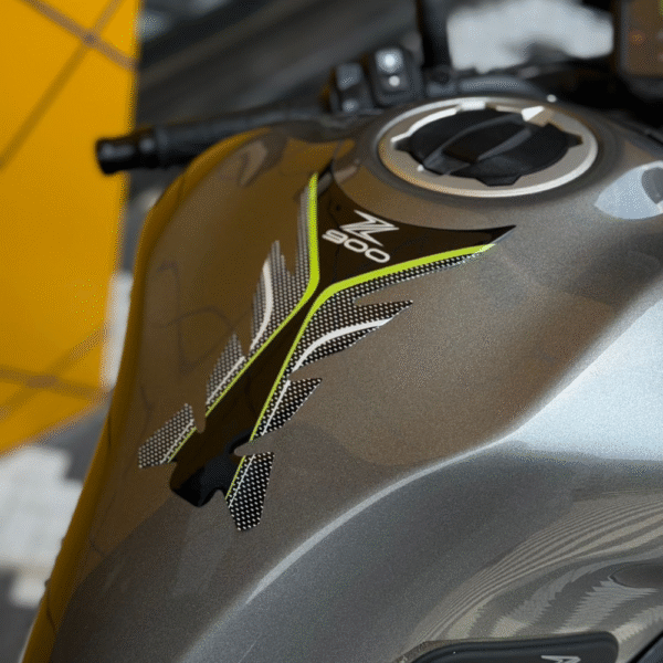 KAWASAKI Z900 - Image 13