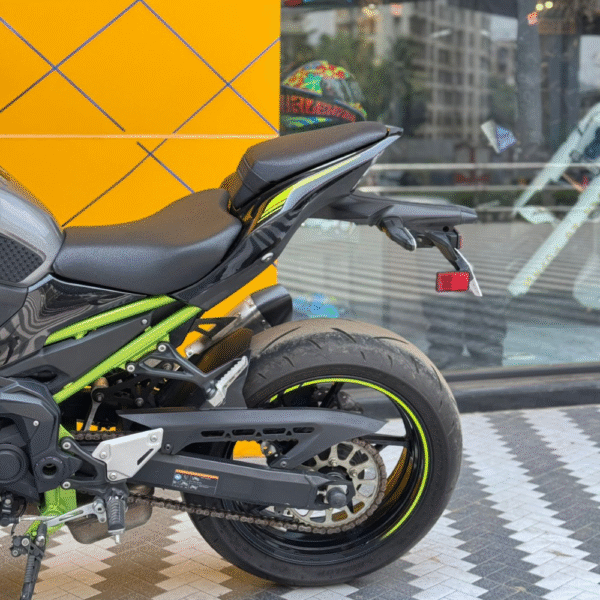 KAWASAKI Z900 - Image 9